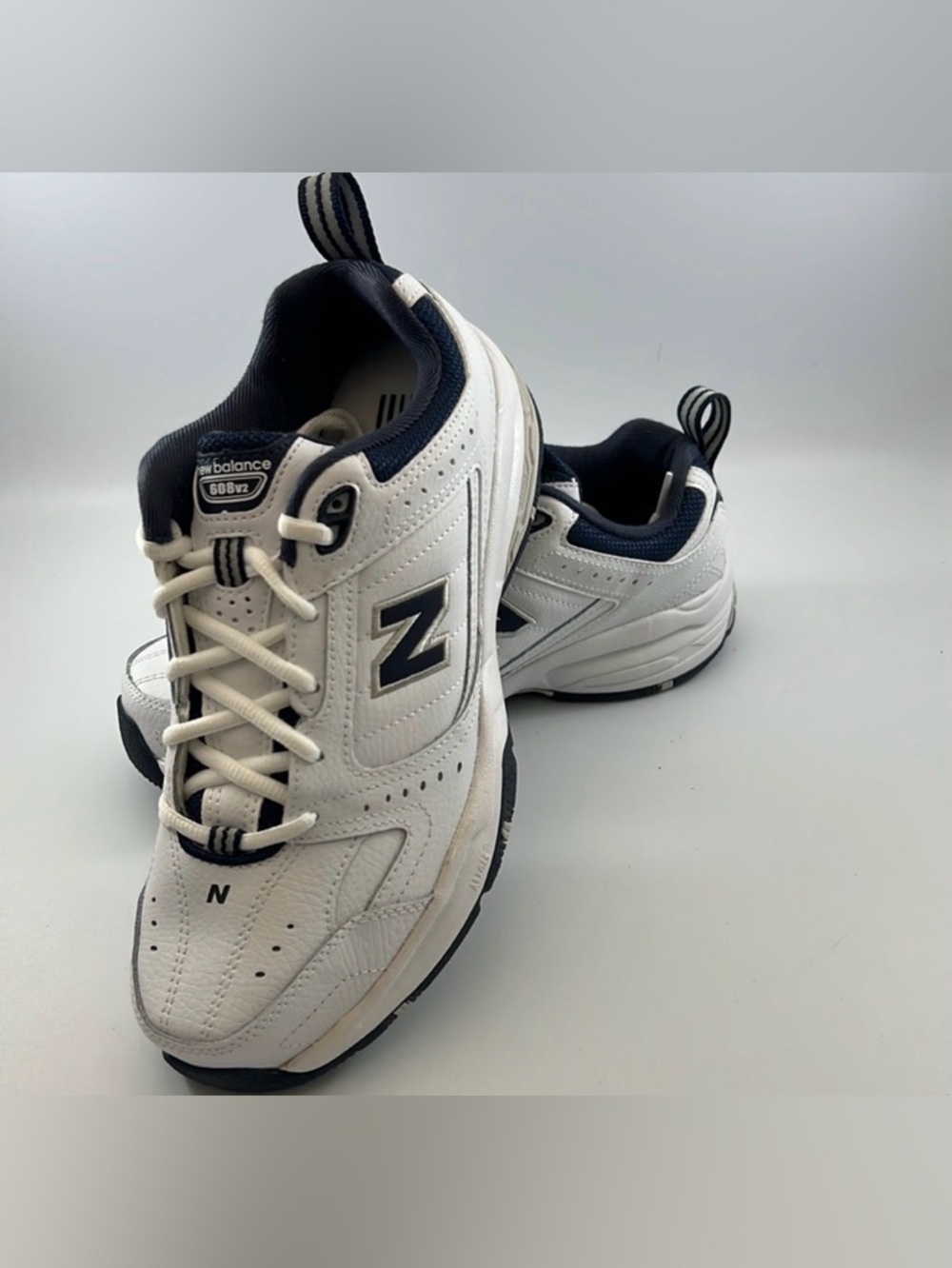 New Balance White and Navy Leather Athletic Sneakers / Men’s Size 13